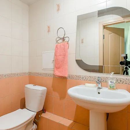 Three Bedroom Near The Metro Station Kamennaya Gorka And Shopping Centre Almi *