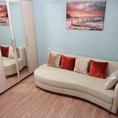 Three Bedroom Near The Metro Station Kamennaya Gorka And Shopping Centre Almi *